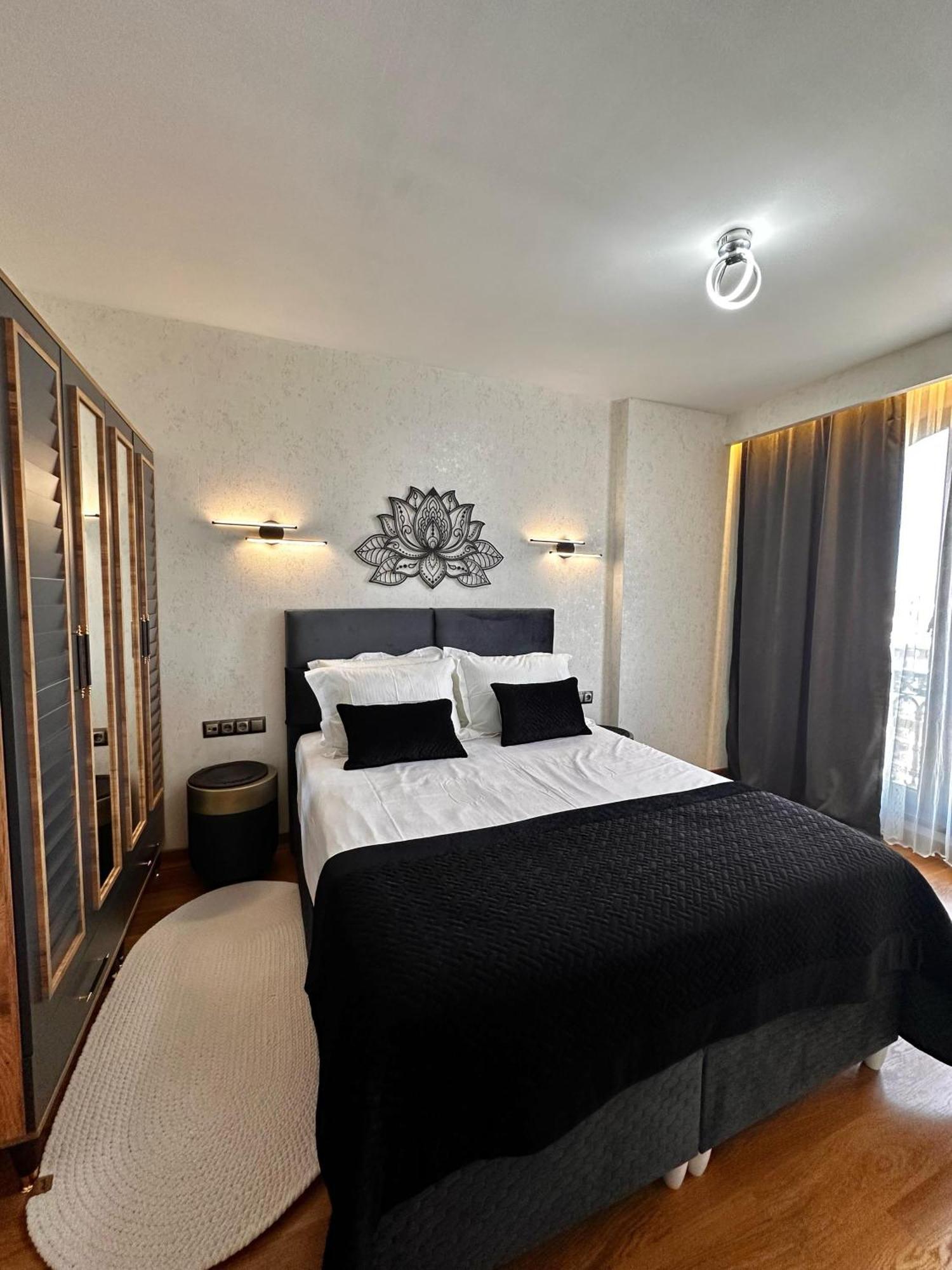 Sabiha Gokcen Hotel Istanbul Houses Eksteriør billede