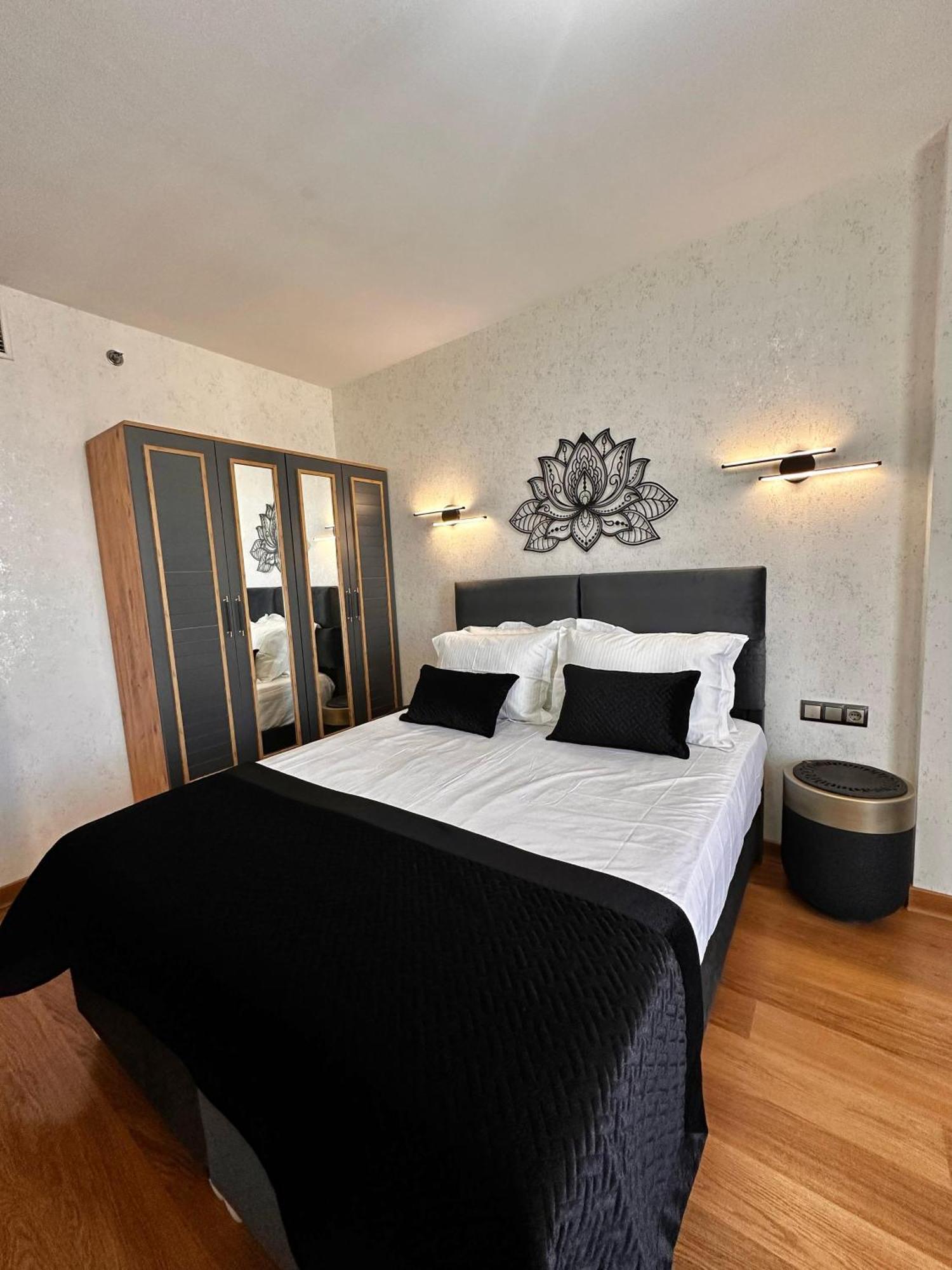 Sabiha Gokcen Hotel Istanbul Houses Eksteriør billede