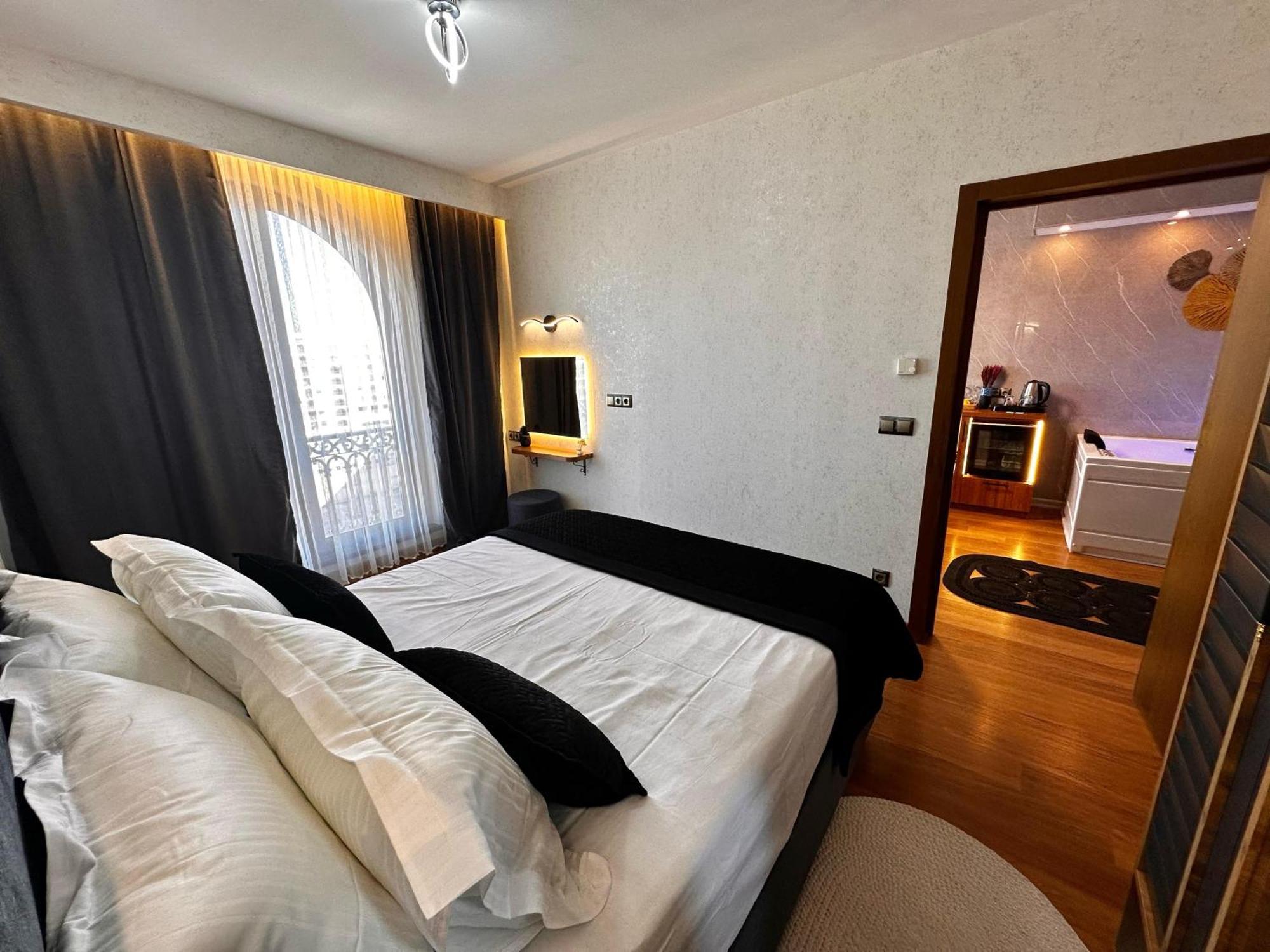 Sabiha Gokcen Hotel Istanbul Houses Eksteriør billede